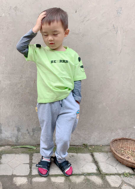 模特-