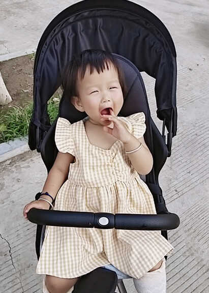 模特-