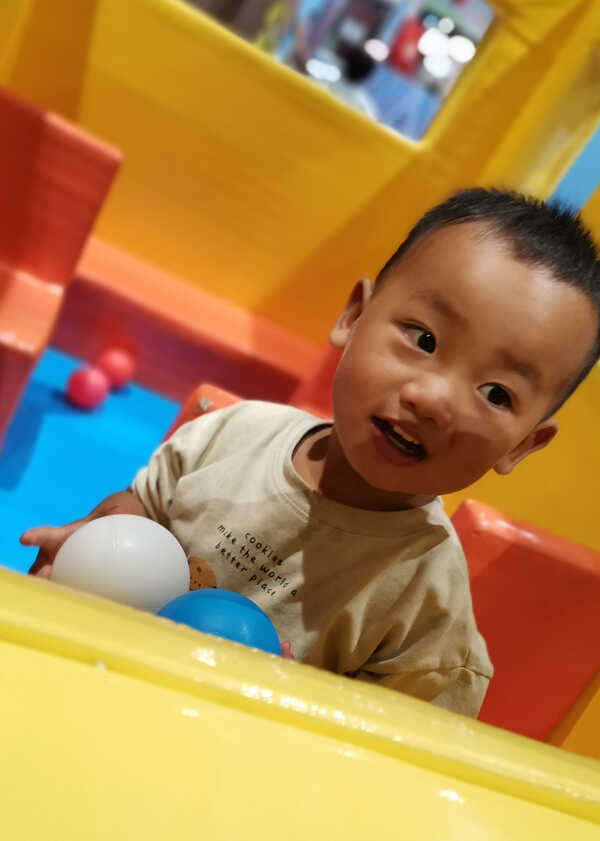 模特-