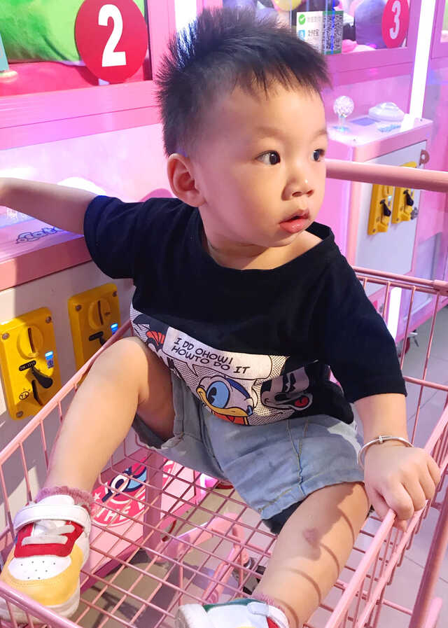 模特-