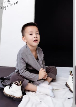 模特-