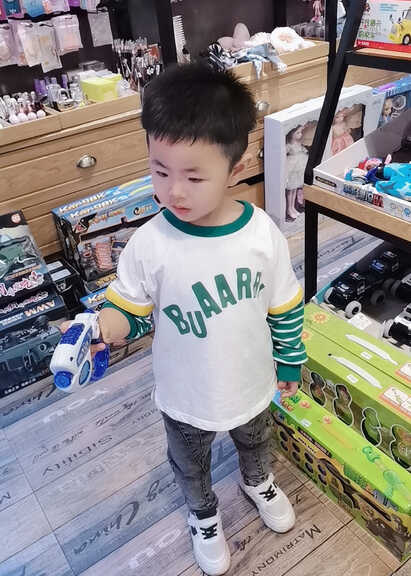 模特-