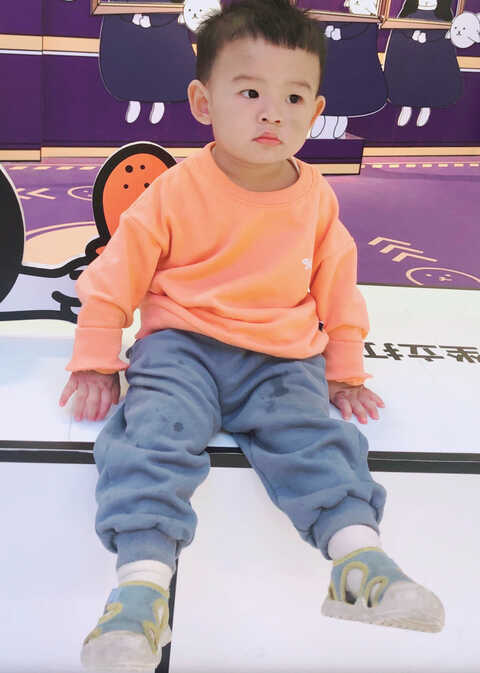 模特-
