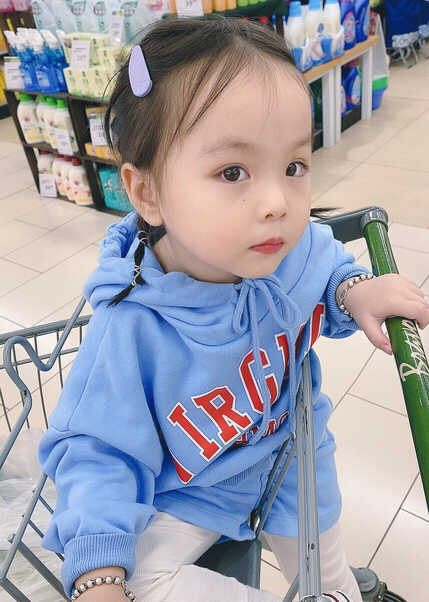 模特-