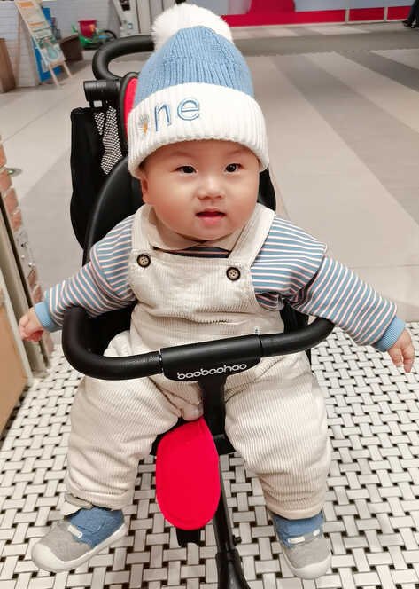 模特-