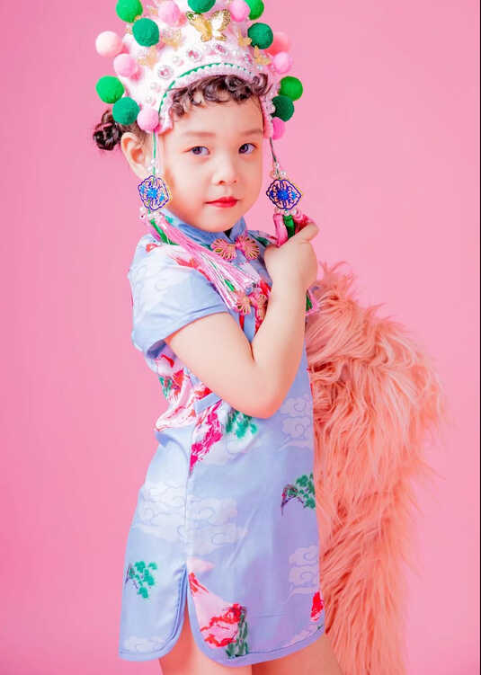模特-
