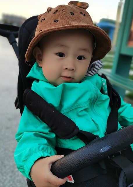 模特-