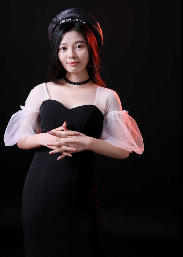 模特-