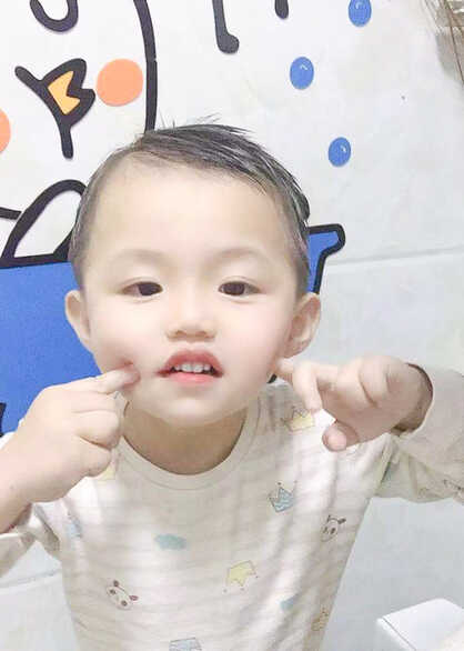 模特-