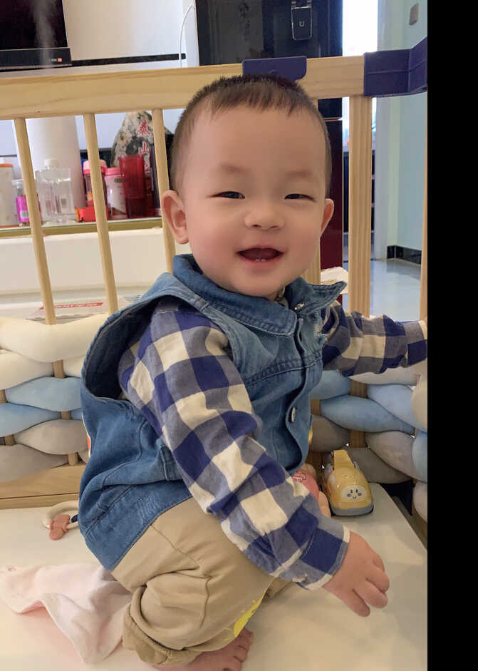 模特-
