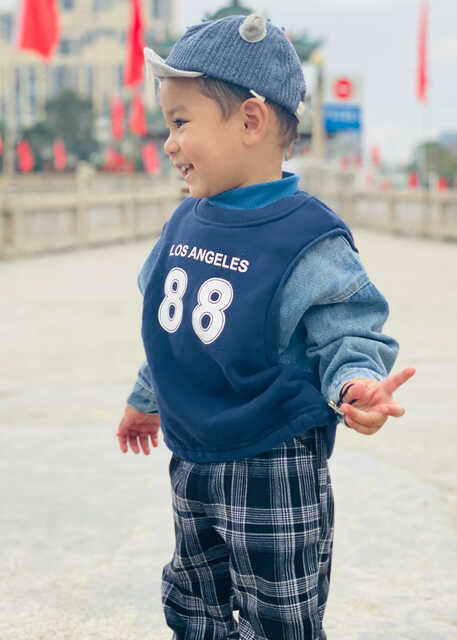 模特-