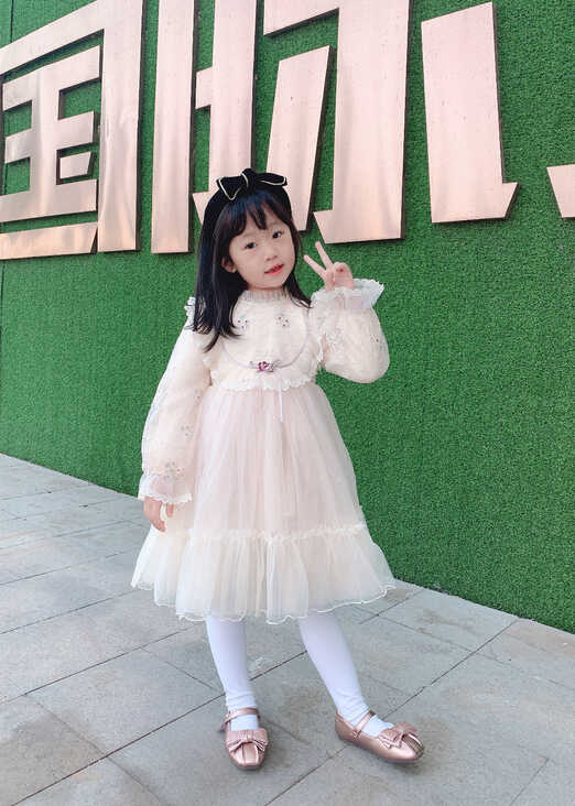 模特-