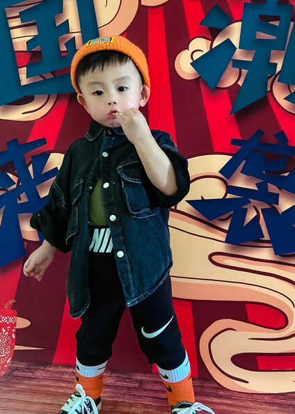 模特-