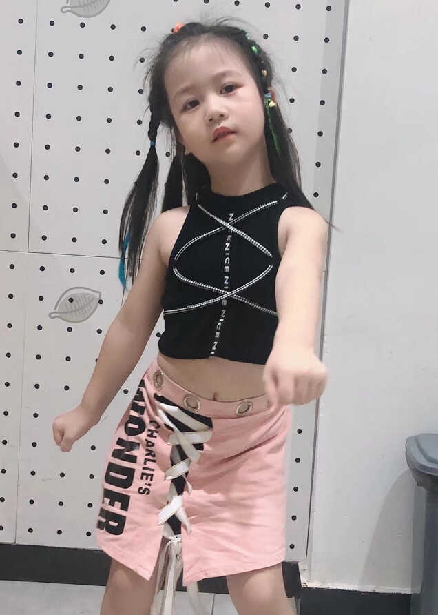 模特-