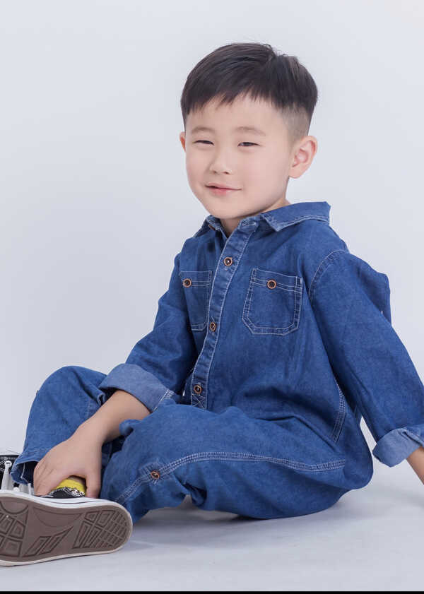 模特-