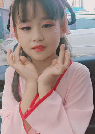 模特-