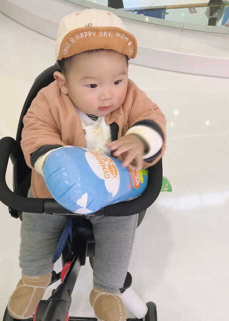 模特-
