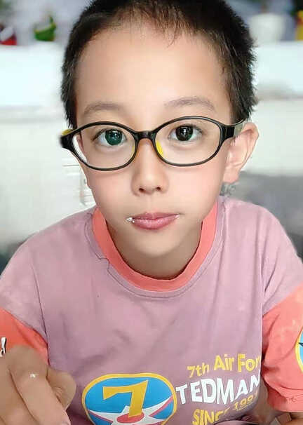模特-