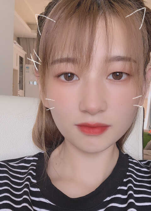 模特-