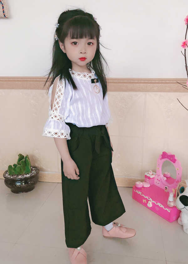 模特-
