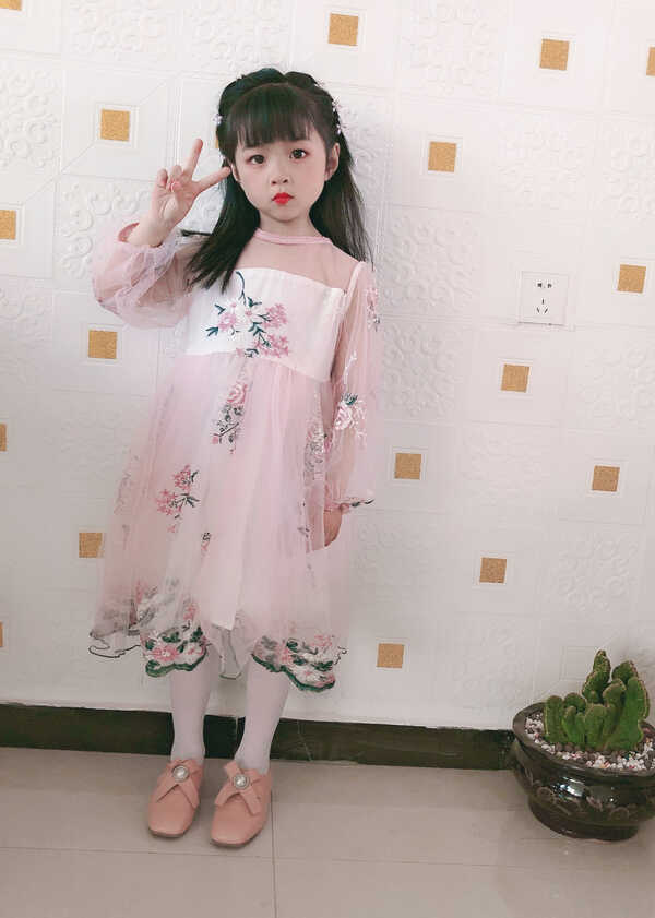 模特-