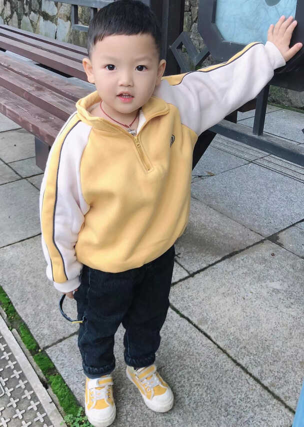 模特-