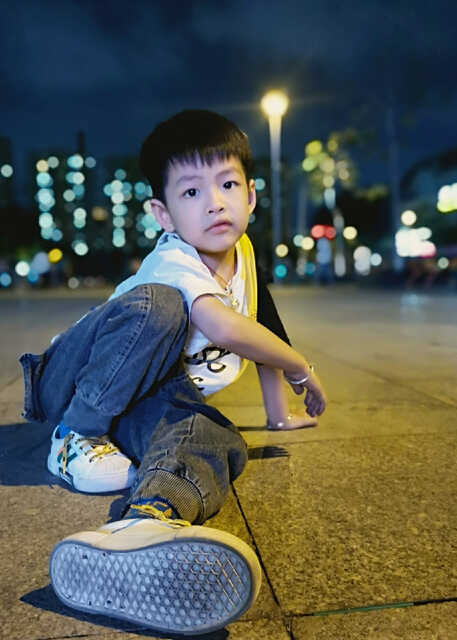 模特-