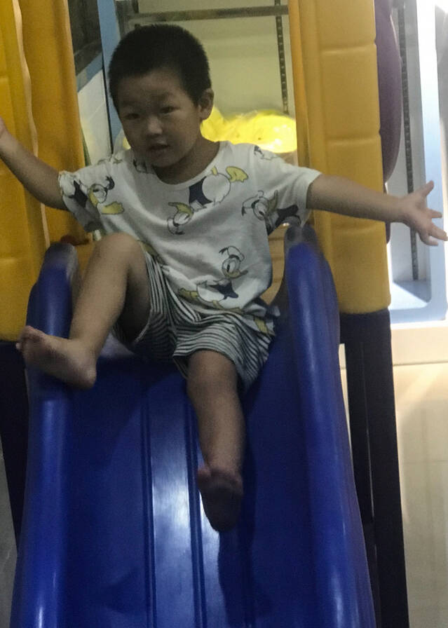 模特-