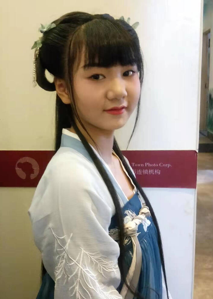 模特-