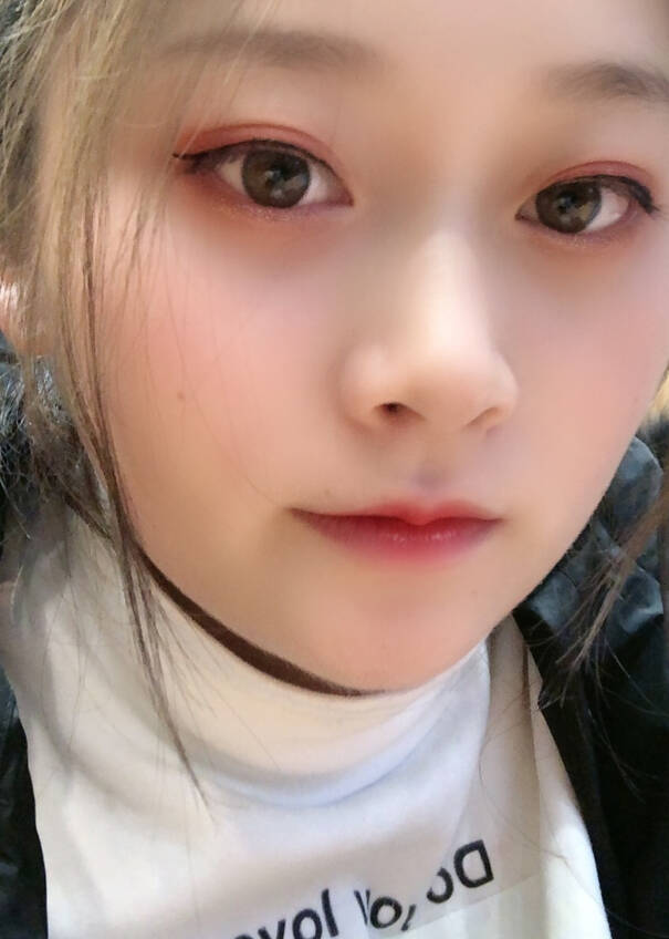模特-
