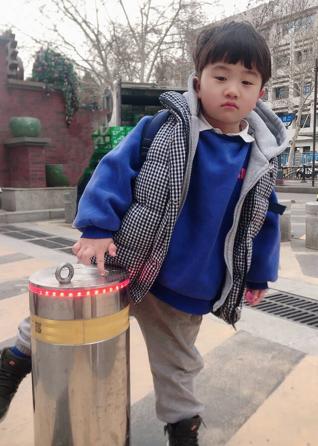 模特-