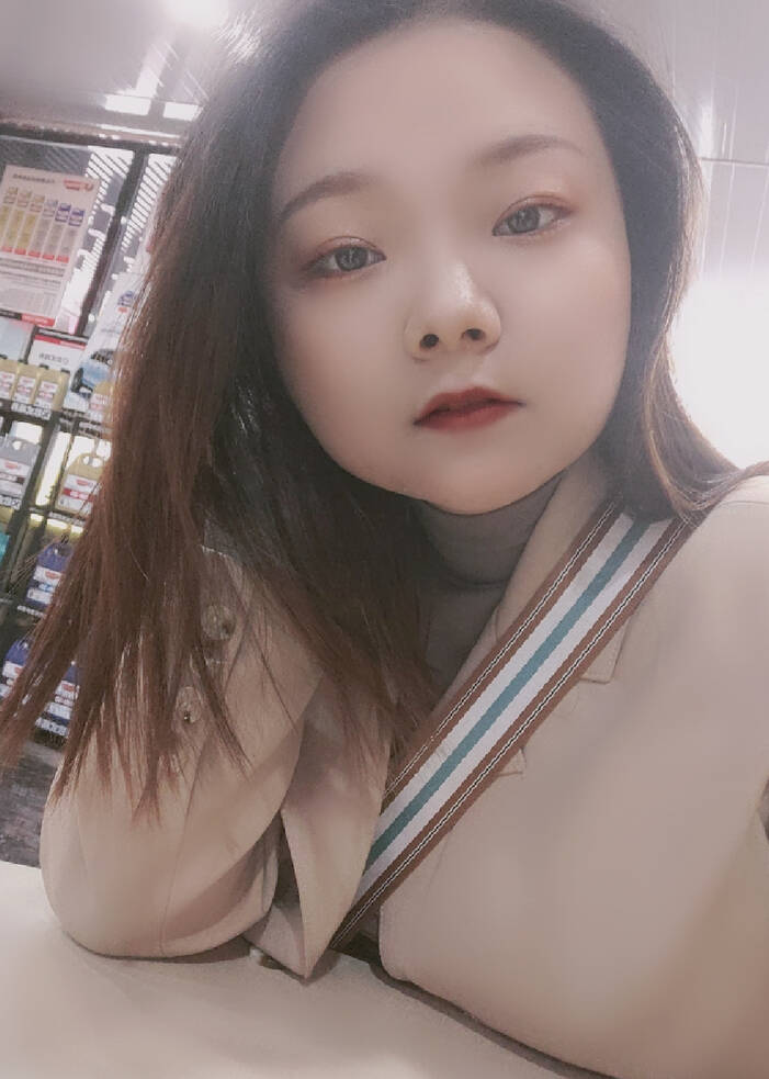 模特-