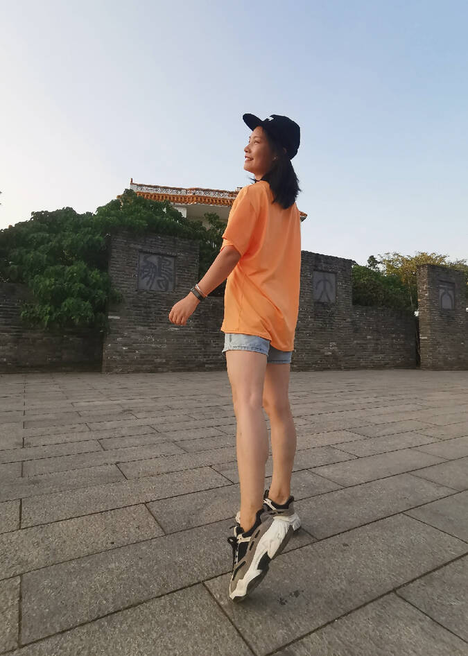 模特-