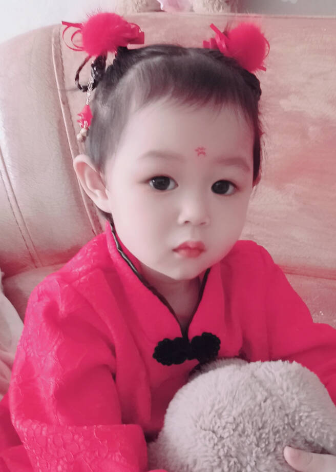 模特-