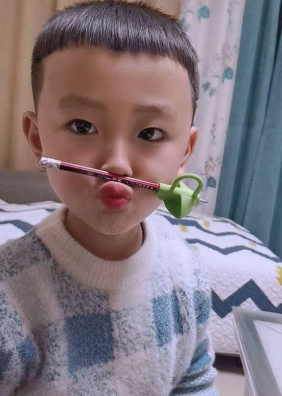 模特-