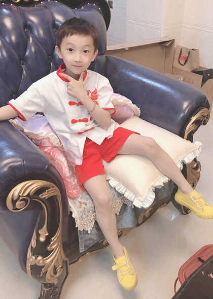 模特-