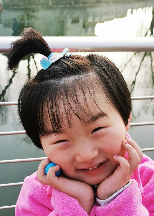 模特-