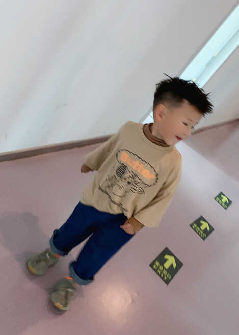 模特-