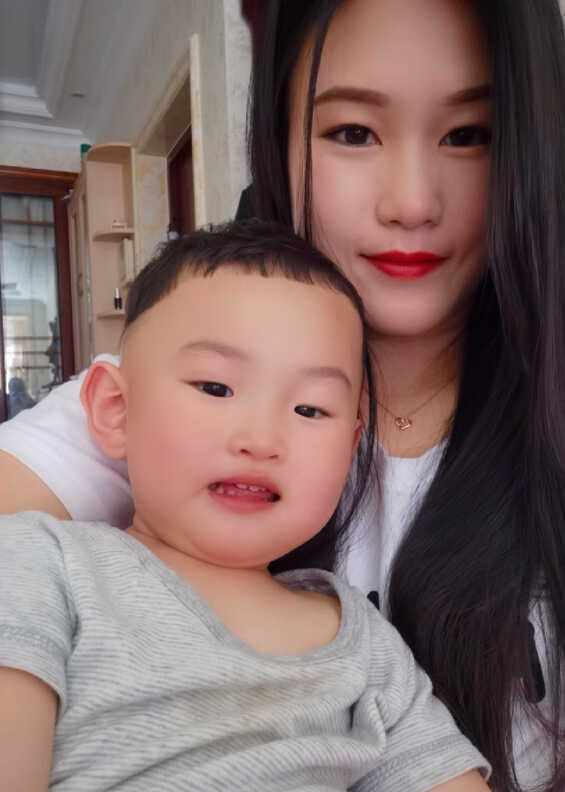 模特-
