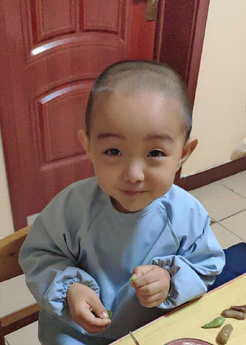 模特-徐若茜