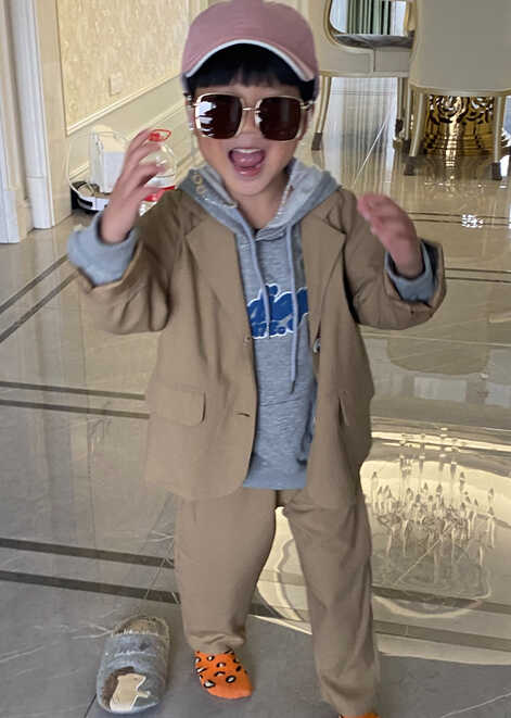 模特-