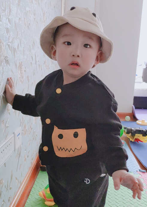 模特-