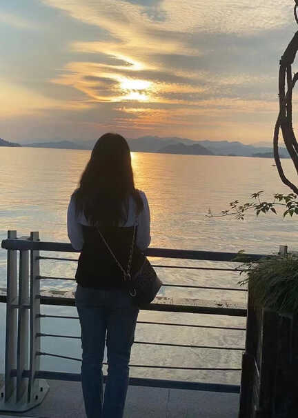 模特-