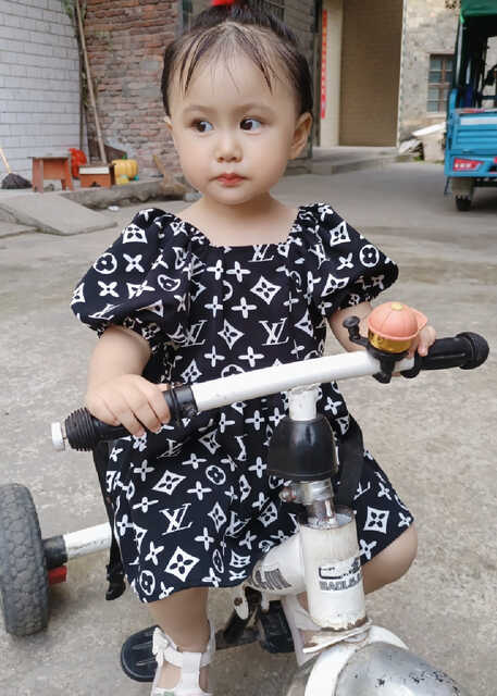 模特-
