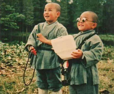 释小龙小时候