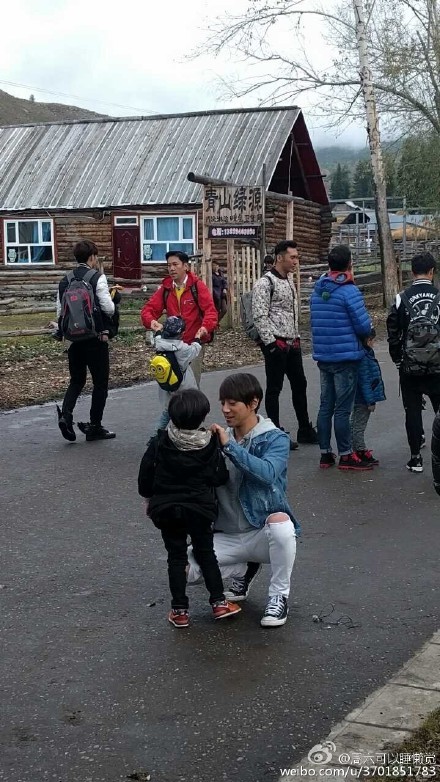 黄致列和儿子