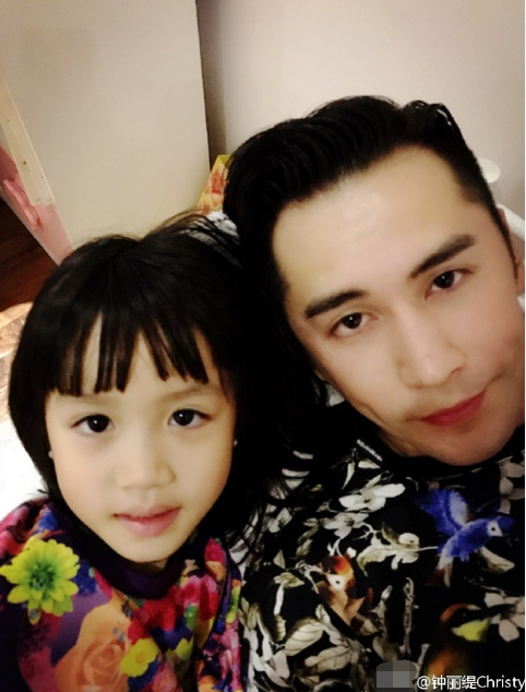 张伦硕和小考拉